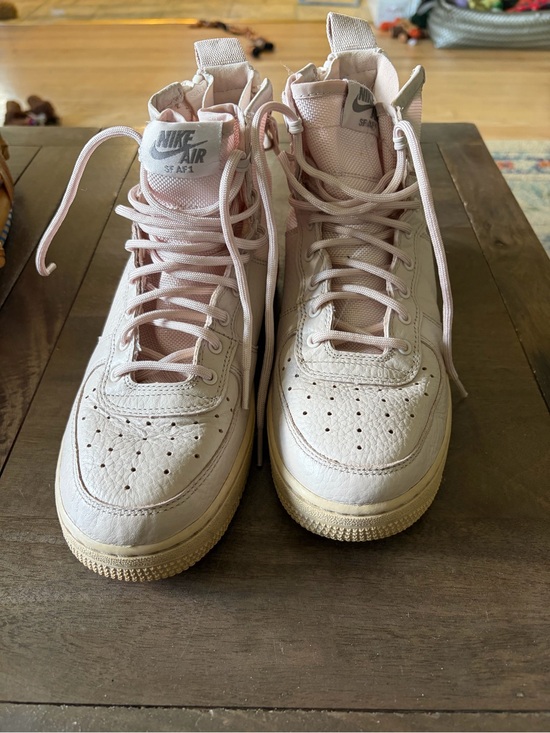 Nike Other - Nike Youth High-Top Sneakers in Light Pink